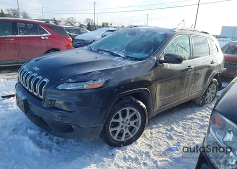 2015 Jeep Cherokee Latitude z USA, uszkodzony, nr VIN 1C4PJMCB2FW789211